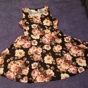 Agnes & Dora Dress